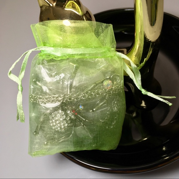 spider pendant crystal rhinestone necklace 26β NWT - Picture 5 of 8